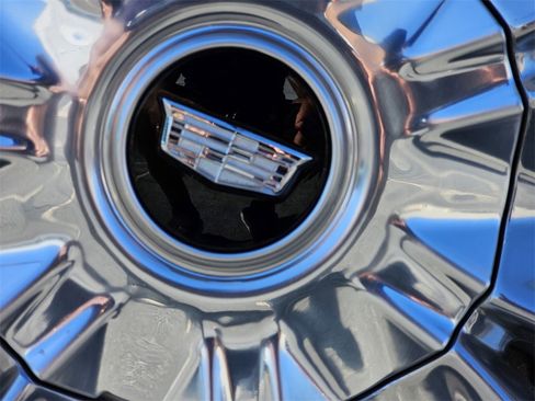 Used 2022 Cadillac Escalade Premium Luxury image 11