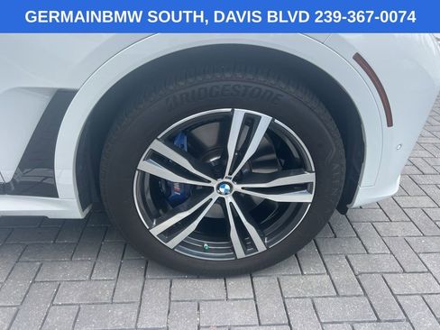 Certified 2022 BMW X7 xDrive40i w/ M Sport Package AWD/4WD image 22