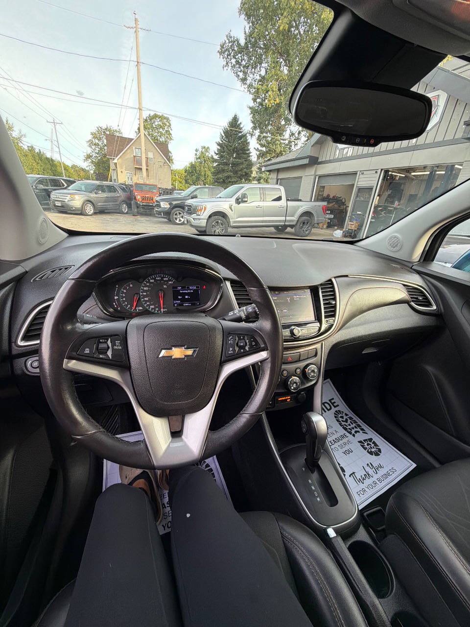 Used 2020 Chevrolet Trax LT w/ LT Convenience Package FWD image 26