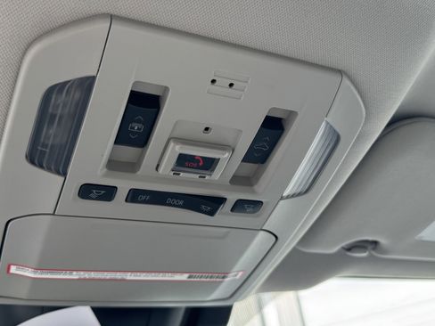 Used 2022 Toyota Highlander Platinum image 31