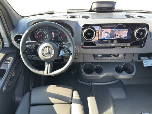 New 2026 Mercedes-Benz Sprinter 2500 image 12