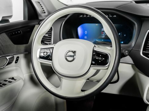 Used 2025 Volvo XC90 B6 Ultra w/ Protection Package Premier image 53