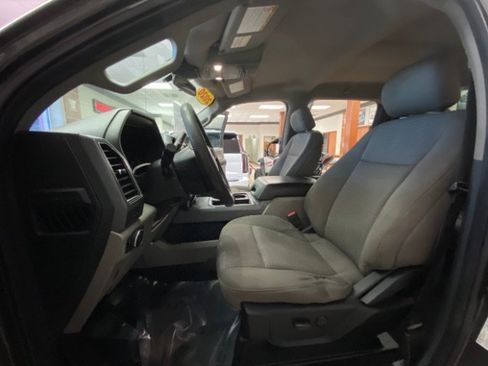 Used 2020 Ford F350 XLT w/ XLT Premium Package AWD/4WD image 18