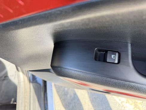 Certified 2023 Kia Soul GT-Line image 28