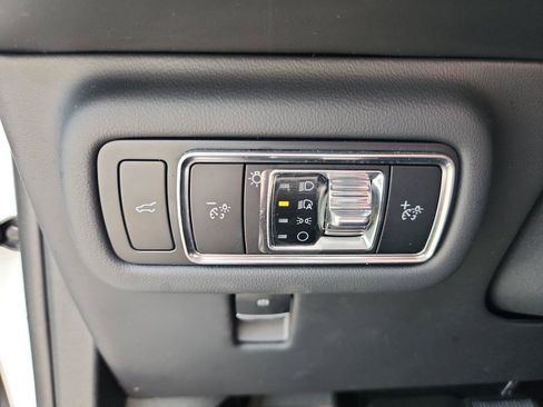 Used 2024 Lincoln Nautilus Reserve w/ Equipment Group 202A AWD/4WD image 21