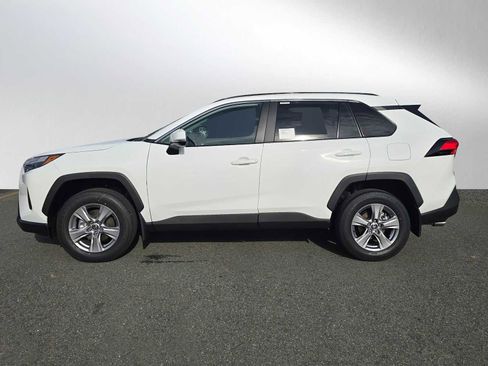 New 2025 Toyota RAV4 XLE image 6
