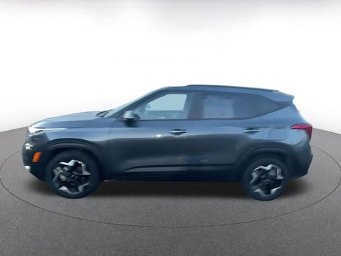 Used 2025 Kia Seltos S image 9