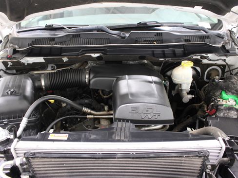 Used 2018 RAM 1500 Tradesman w/ Power & Remote Entry Group RWD image 31