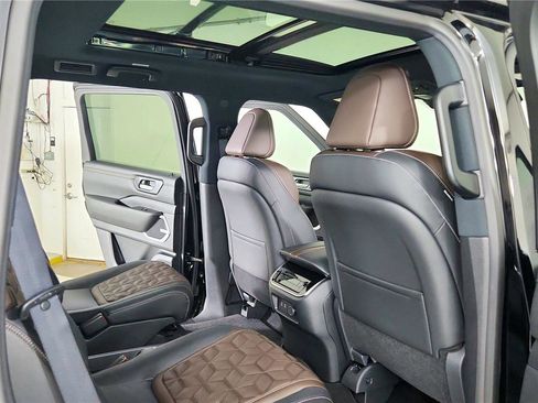 New 2026 Nissan Armada Platinum image 43