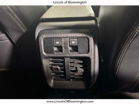 Used 2025 Ford Bronco Outer Banks AWD/4WD image 23