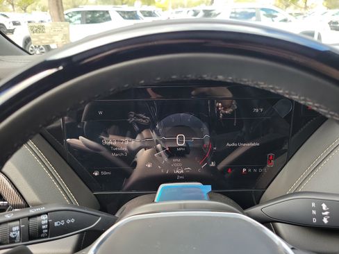 New 2026 GMC Yukon Elevation image 9