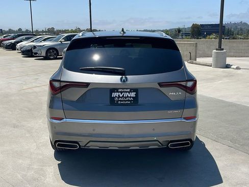 New 2026 Acura MDX w/ Advance Package image 4