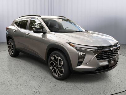 New 2025 Chevrolet Trax RS w/ Sunroof Package