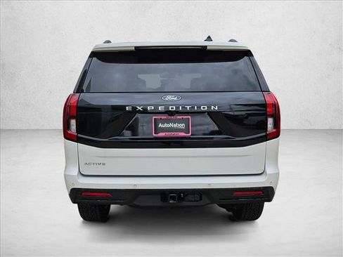 New 2026 Ford Expedition Active AWD/4WD image 8