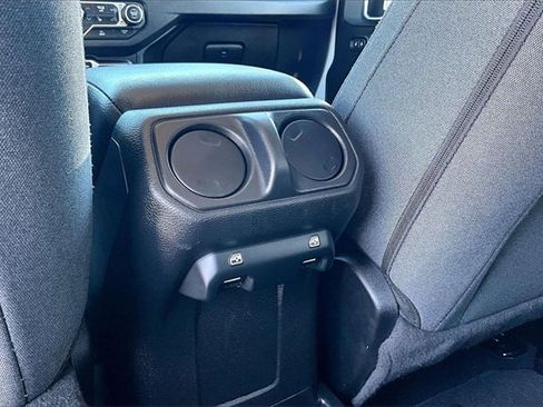 Used 2024 Jeep Wrangler Unlimited w/ Convenience Group image 21