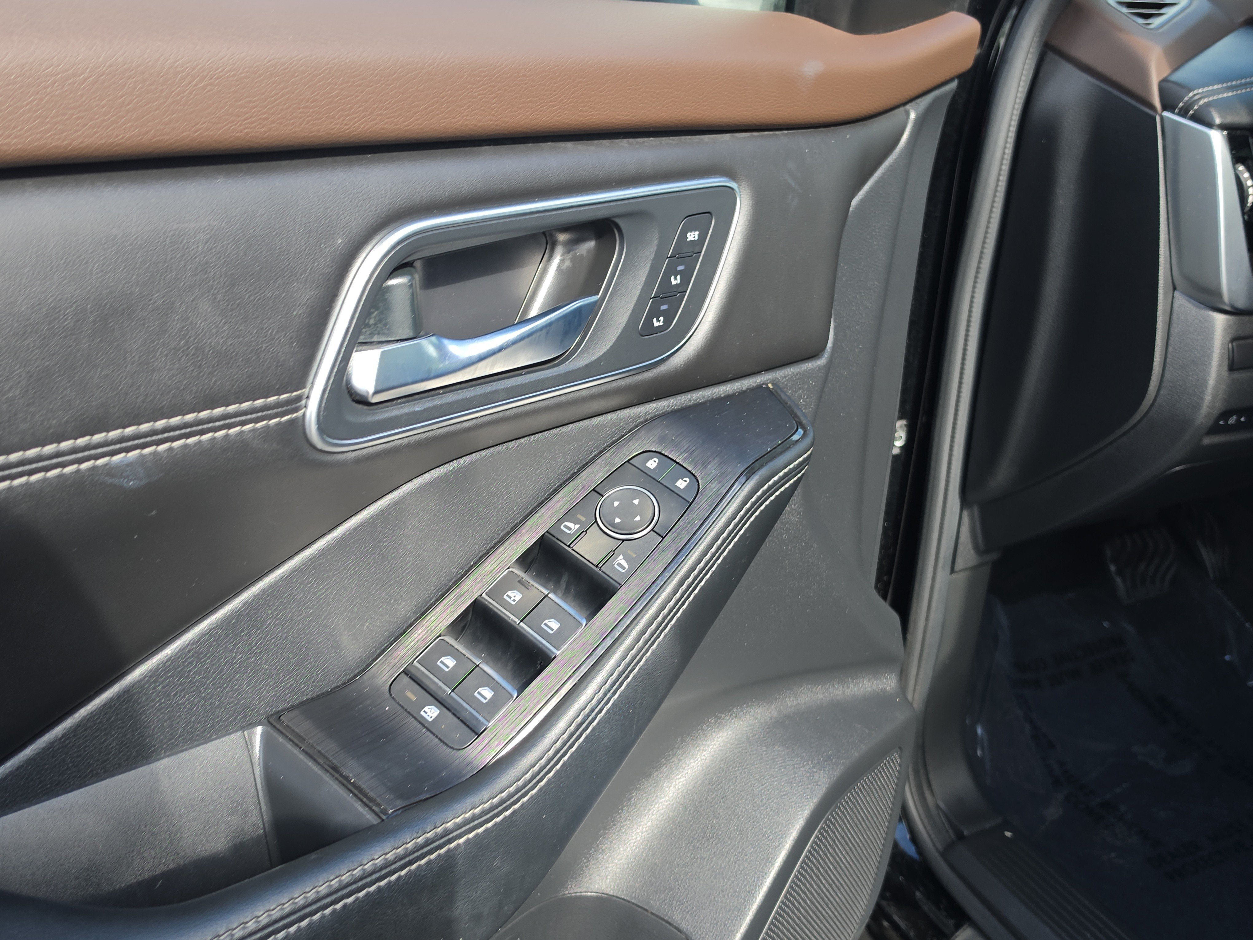 Used 2023 Nissan Rogue Platinum w/ Platinum Premium Package AWD/4WD image 18