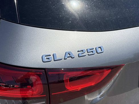 Used 2023 Mercedes-Benz GLA 250 image 32