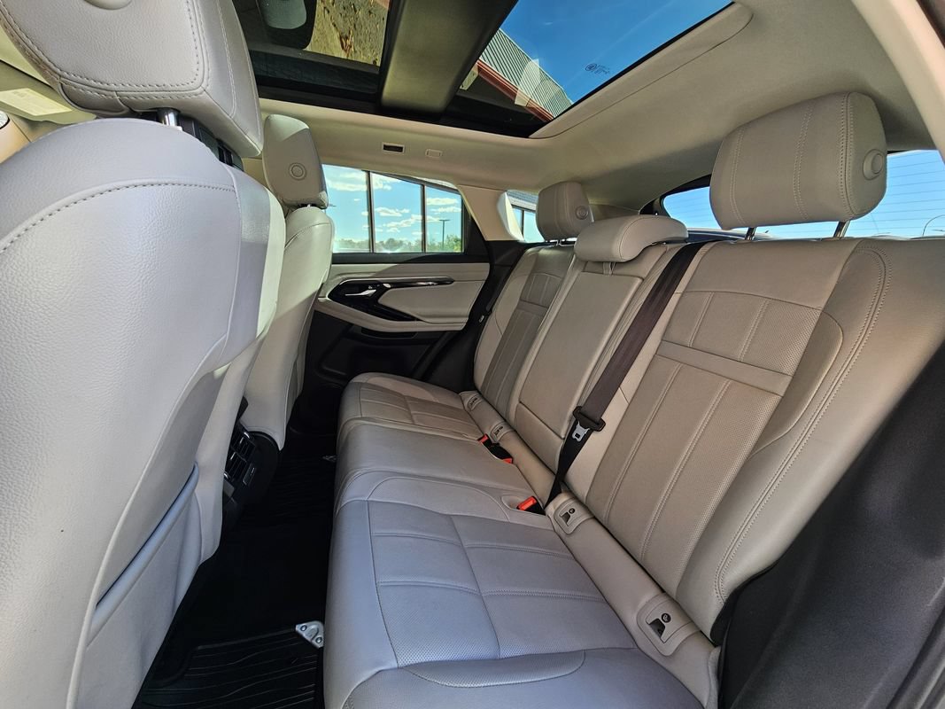 Used 2020 Land Rover Range Rover Evoque SE AWD/4WD image 19