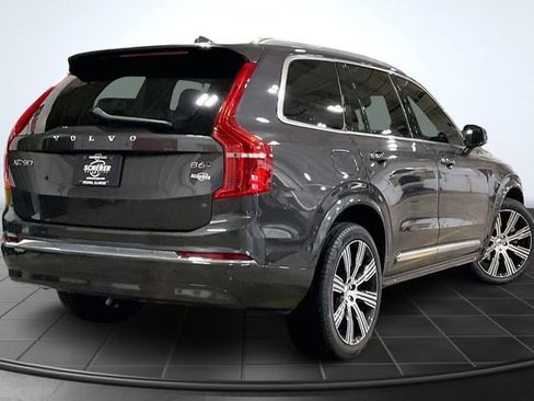 Certified 2023 Volvo XC90 B6 Ultimate w/ Lounge Package image 3