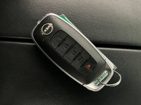 Used 2025 Nissan Rogue SV AWD/4WD image 13