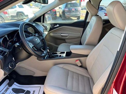 Used 2018 Ford Escape Titanium image 16