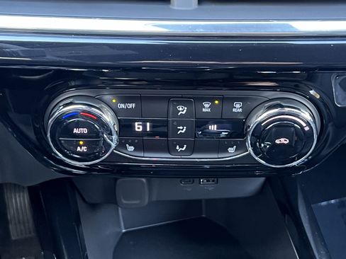 New 2026 Chevrolet Trax RS image 30