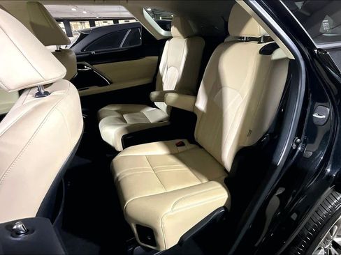 Used 2022 Lexus RX 450hL Luxury w/ Cold Area Package (CT) image 19