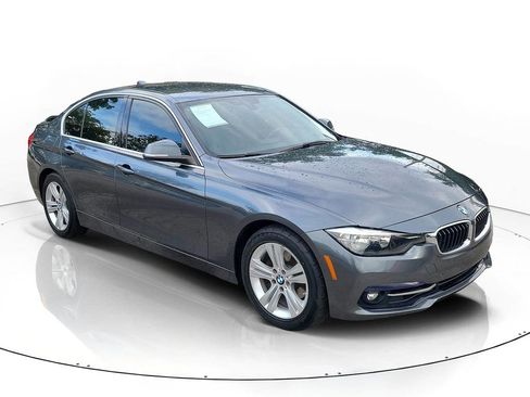 Used 2017 BMW 330i Sedan w/ Driver Assistance Package RWD image 1