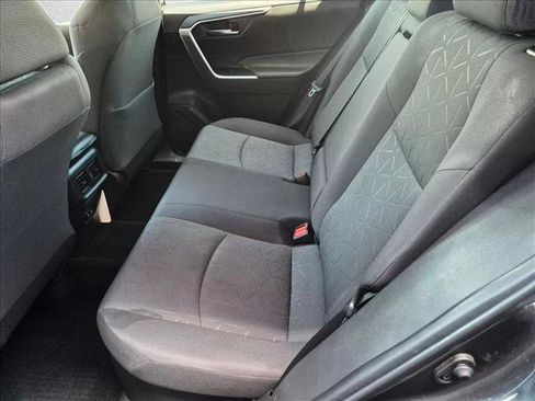 Certified 2021 Toyota RAV4 XLE AWD/4WD image 17