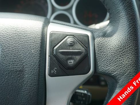 Used 2017 Toyota Sequoia SR5 w/ Premium Package AWD/4WD image 4