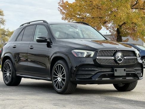 Used 2020 Mercedes-Benz GLE 350 4MATIC w/ AMG Line Exterior image 8