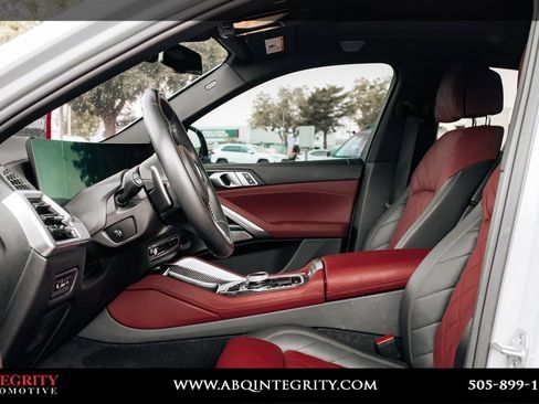 Used 2024 BMW X6 M60i w/ Dynamic Handling Package AWD/4WD image 18