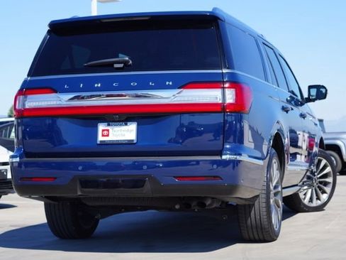 Used 2020 Lincoln Navigator L Reserve w/ Luxury Package image 6