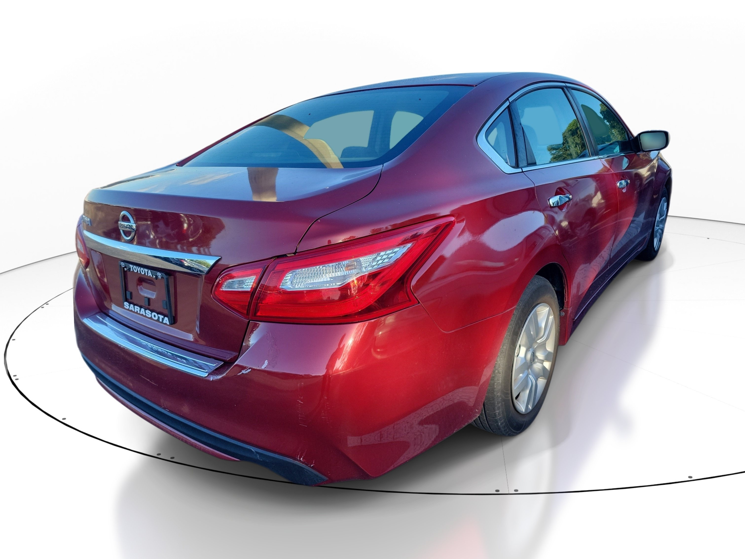 Used 2016 Nissan Altima 2.5 S w/ Power Driver Seat Package FWD image 9