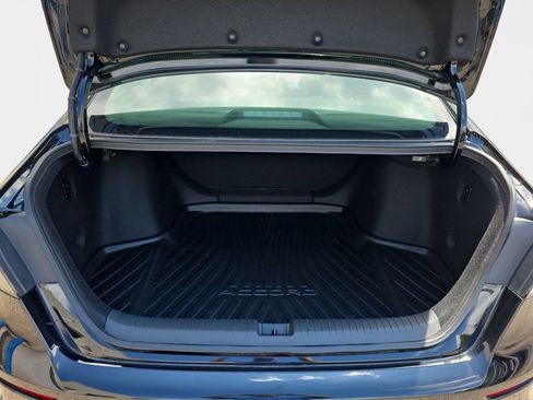 Certified 2025 Honda Accord LX image 22