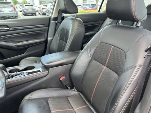 Used 2021 Nissan Altima 2.0 SR FWD image 16