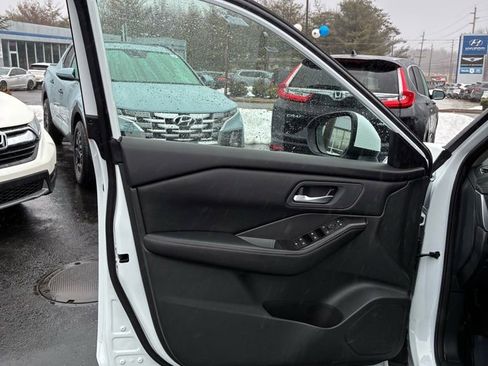 Used 2026 Nissan Rogue SV w/ Cold Weather Package image 45