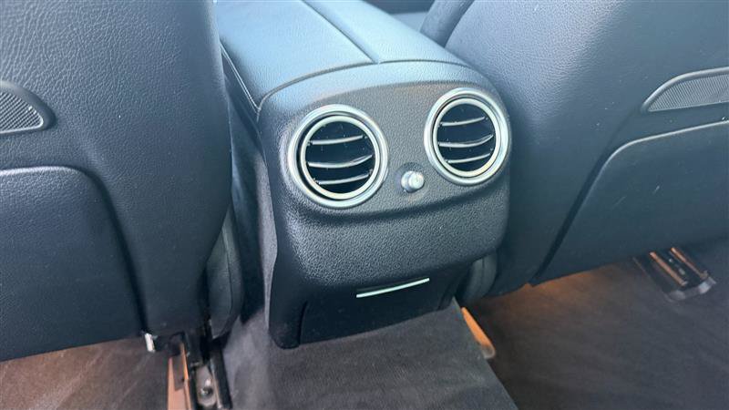 Used 2018 Mercedes-Benz E 300 image 23
