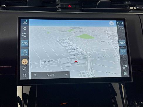 Used 2025 Land Rover Range Rover Sport SE image 15