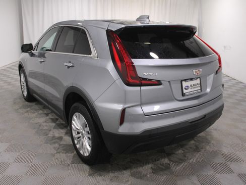 Used 2024 Cadillac XT4 Luxury w/ Cold Weather Package image 29