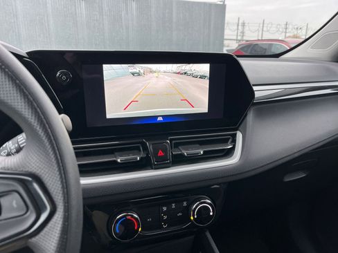 Used 2025 Chevrolet TrailBlazer LT image 21