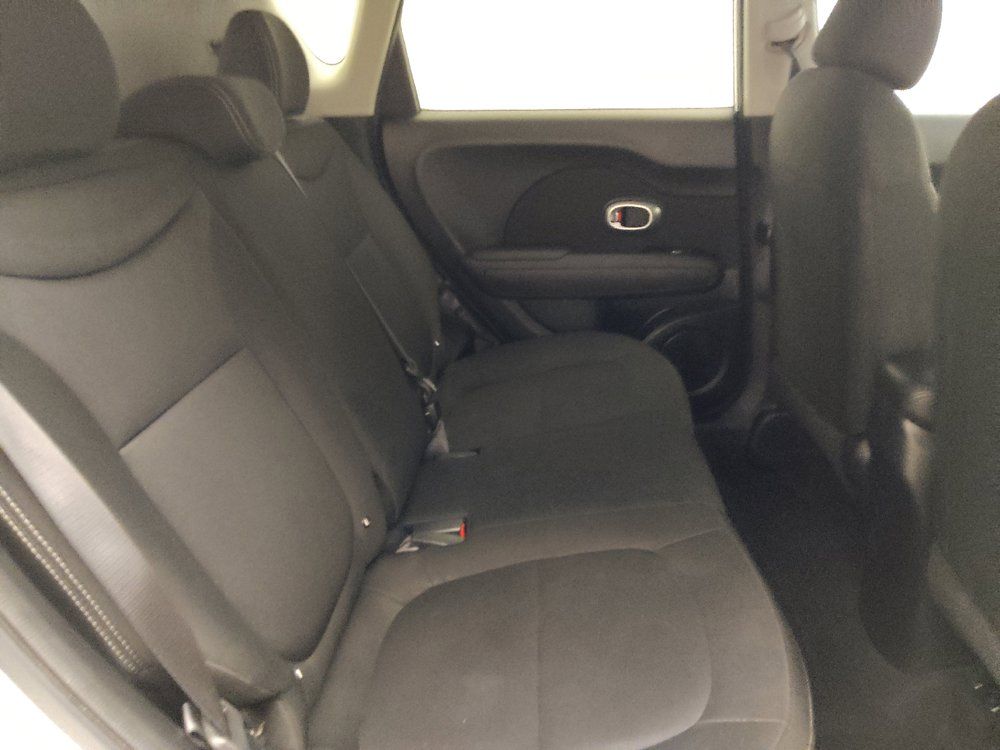 Used 2019 Kia Soul FWD image 19