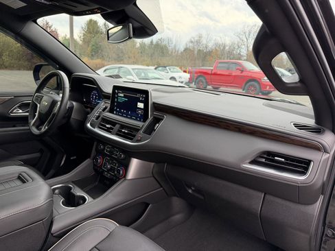 Used 2024 Chevrolet Suburban Premier w/ Max Trailering Package image 31