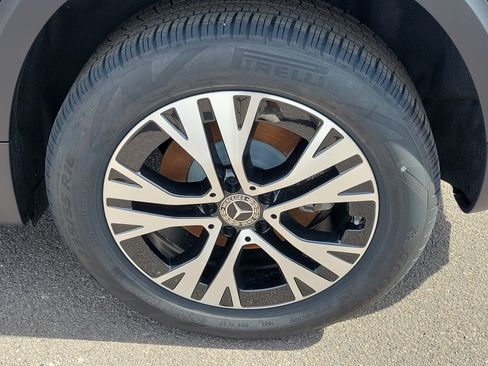 Certified 2026 Mercedes-Benz GLB 250 image 5