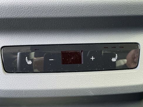 New 2025 Audi Q5 Prestige image 14