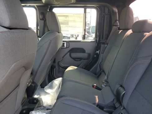 New 2025 Jeep Gladiator Sport image 12