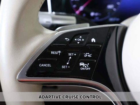 Used 2022 Mercedes-Benz S 500 4MATIC w/ 3D Technology Package image 6