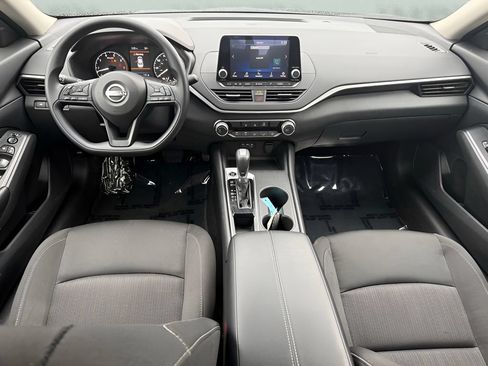 Used 2025 Nissan Altima 2.5 S FWD image 26