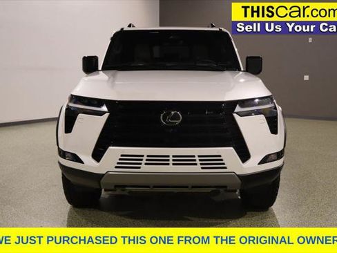 Used 2025 Lexus GX 550 AWD/4WD image 3