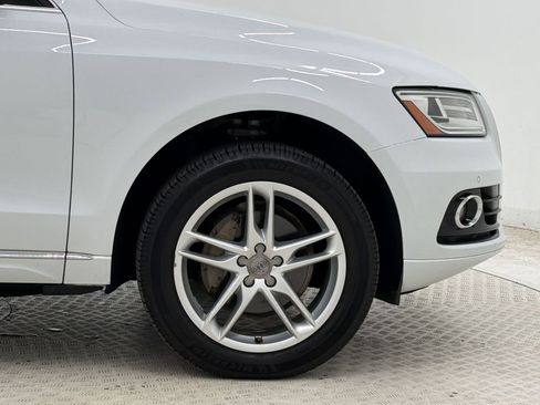 Used 2016 Audi Q5 2.0T Premium Plus w/ Technology Package AWD/4WD image 12